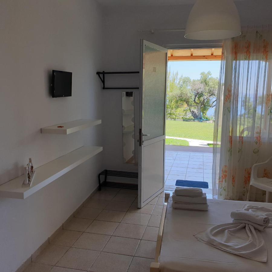 Ferienwohnung Amparoudes Kriopigi Exterior foto