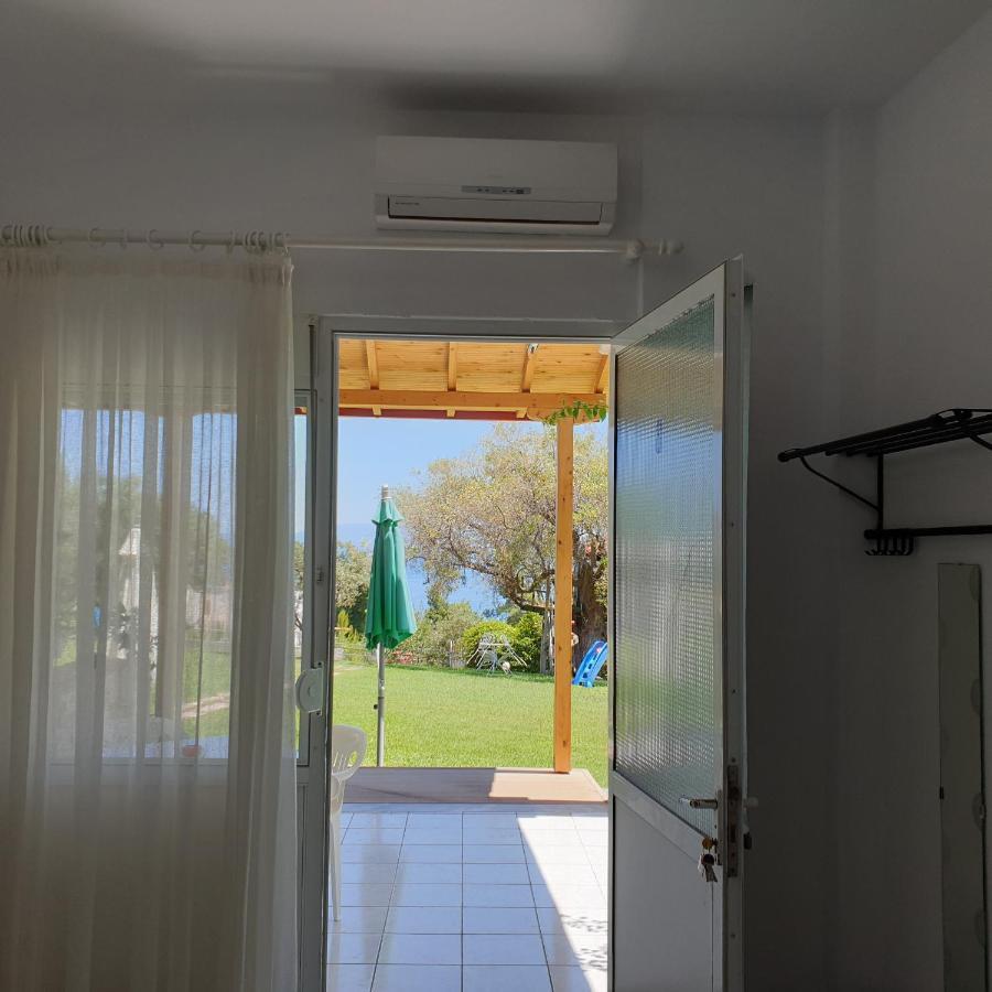 Ferienwohnung Amparoudes Kriopigi Exterior foto
